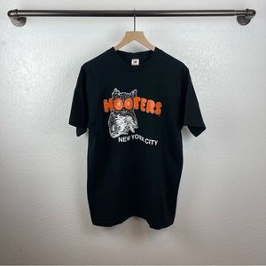 Vintage Hooters New York City Kitchen Staff Men’s T-Shirt Size XL